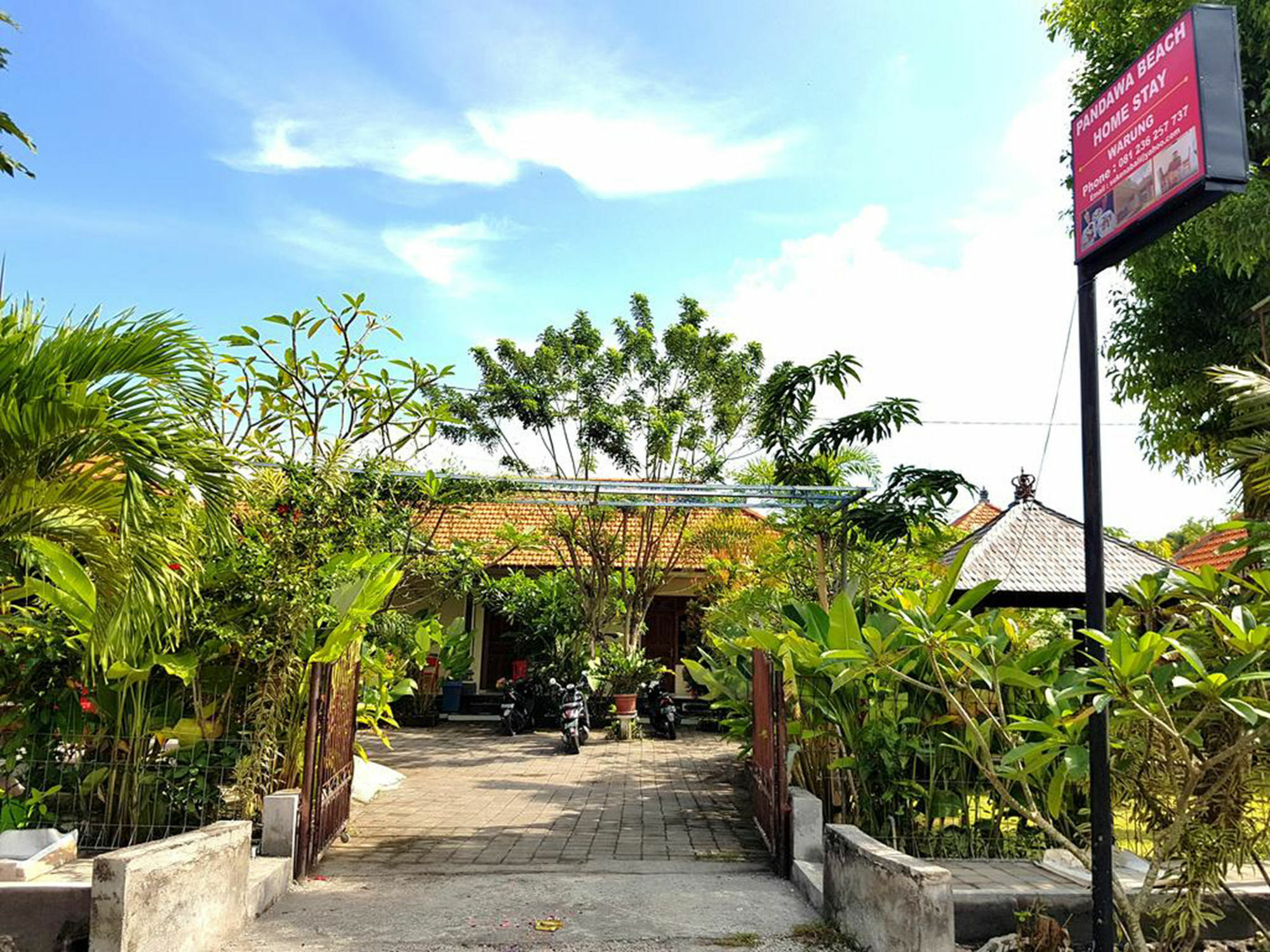 Pandawa Beach Homestay อูลูวาตู ภายนอก รูปภาพ